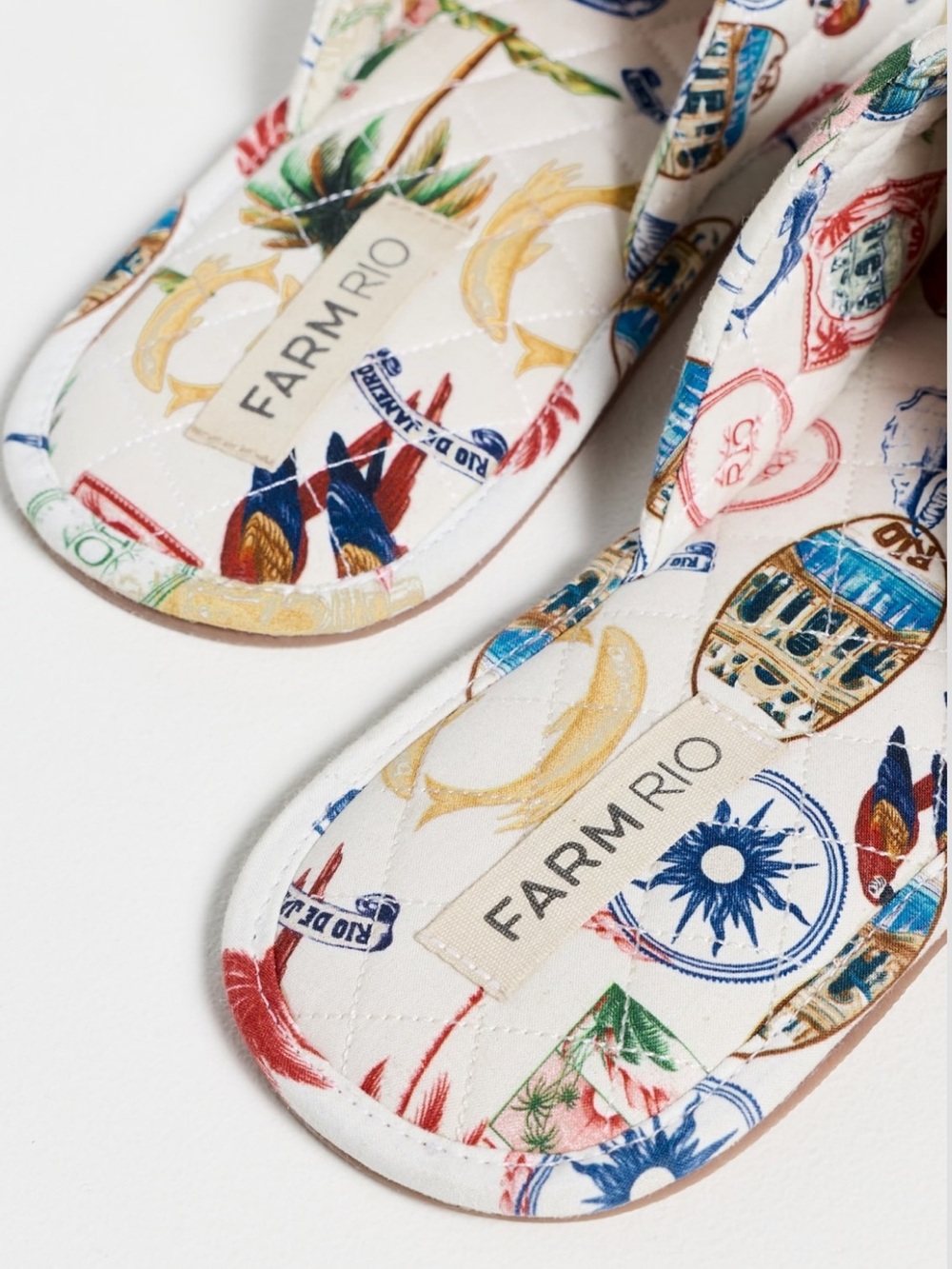 FARM Rio Hotel Slippers - Picture 3 of 7